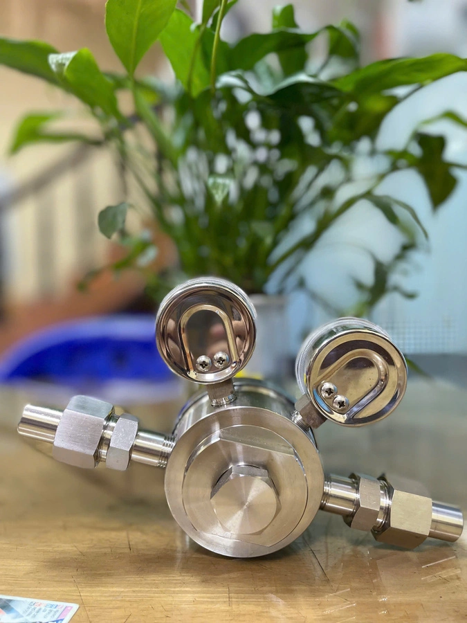 Van điều áp cụm bình khí NH3